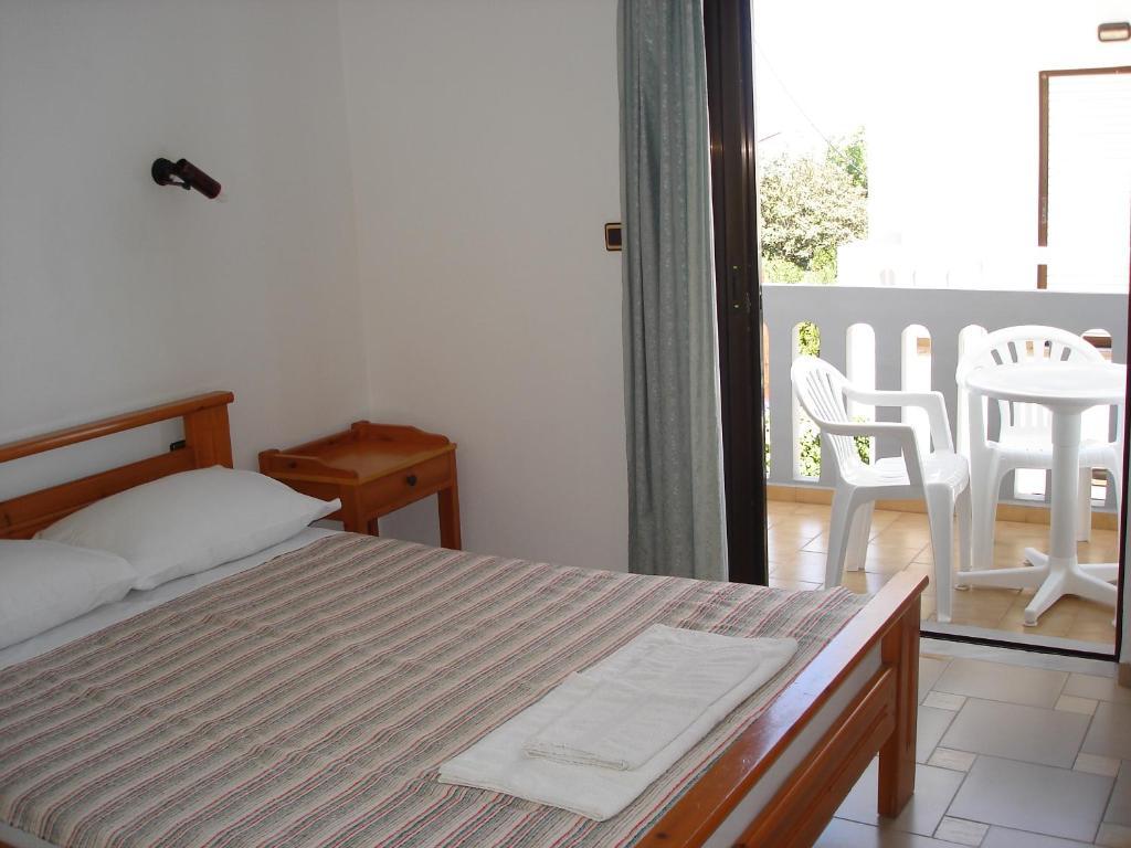 Popi Hotel Apartments Agia Marina Kamer foto