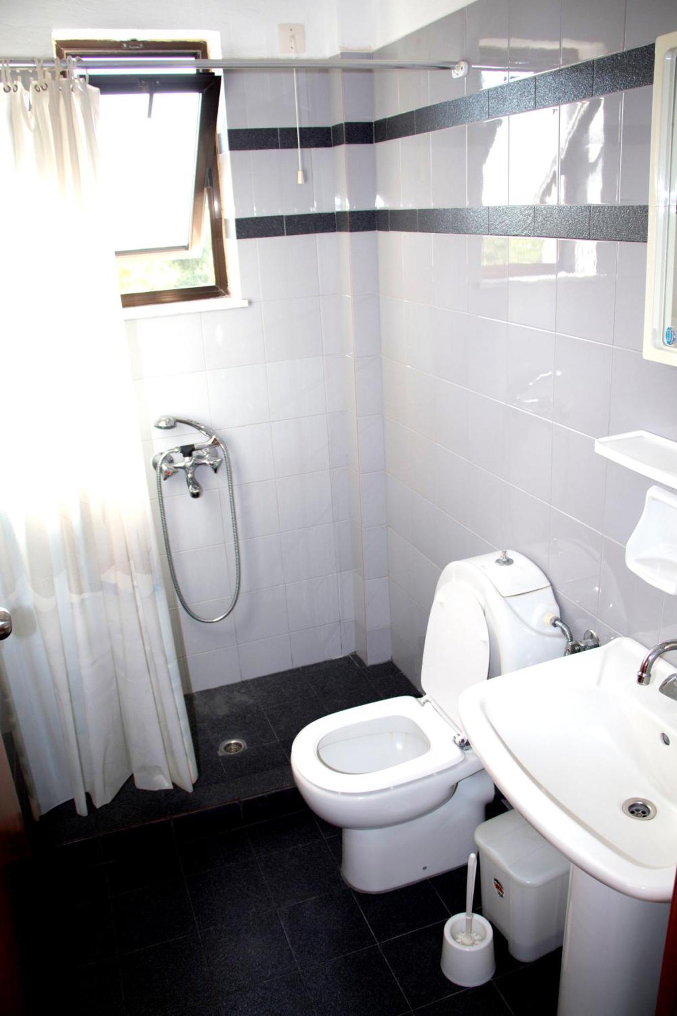 Popi Hotel Apartments Agia Marina Buitenkant foto