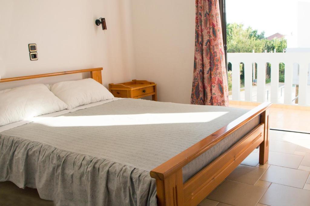Popi Hotel Apartments Agia Marina Kamer foto